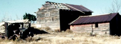 old_homestead.jpg (21802 bytes)